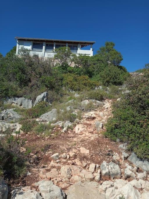 Alleinstehendes Haus Am Meer Robinson Tkon Eksteriør bilde